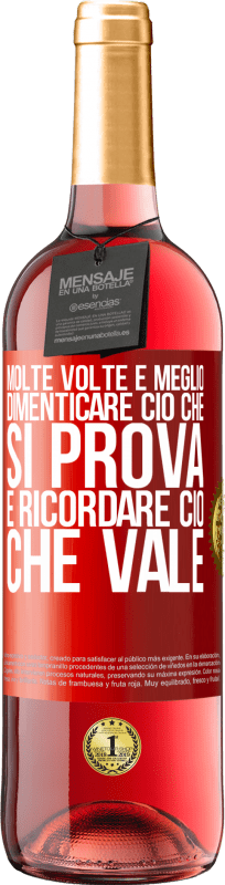 29,95 € Spedizione Gratuita | Vino rosato Edizione ROSÉ Molte volte è meglio dimenticare ciò che si prova e ricordare ciò che vale Etichetta Rossa. Etichetta personalizzabile Vino giovane Raccogliere 2024 Tempranillo