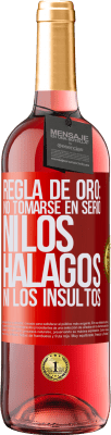 29,95 € Envío gratis | Vino Rosado Edición ROSÉ Regla de oro: no tomarse en serio ni los halagos, ni los insultos Etiqueta Roja. Etiqueta personalizable Vino joven Cosecha 2023 Tempranillo