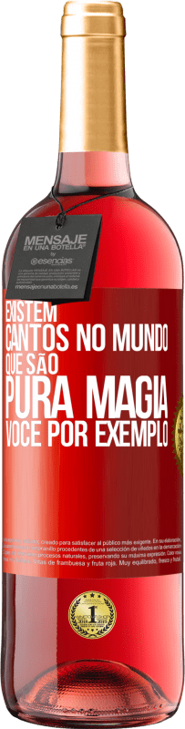 29,95 € Envio grátis | Vinho rosé Edição ROSÉ Existem cantos no mundo que são pura magia. Você por exemplo Etiqueta Vermelha. Etiqueta personalizável Vinho jovem Colheita 2024 Tempranillo