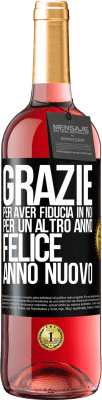 29,95 € Spedizione Gratuita | Vino rosato Edizione ROSÉ Grazie per aver fiducia in noi per un altro anno. Felice anno nuovo Etichetta Nera. Etichetta personalizzabile Vino giovane Raccogliere 2024 Tempranillo