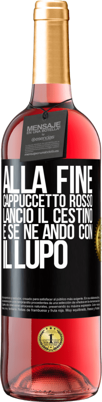 29,95 € Spedizione Gratuita | Vino rosato Edizione ROSÉ Alla fine, Cappuccetto Rosso lanciò il cestino e se ne andò con il lupo Etichetta Nera. Etichetta personalizzabile Vino giovane Raccogliere 2024 Tempranillo