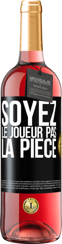 29,95 € Envoi gratuit | Vin rosé Édition ROSÉ Soyez le joueur pas la pièce Étiquette Noire. Étiquette personnalisable Vin jeune Récolte 2024 Tempranillo