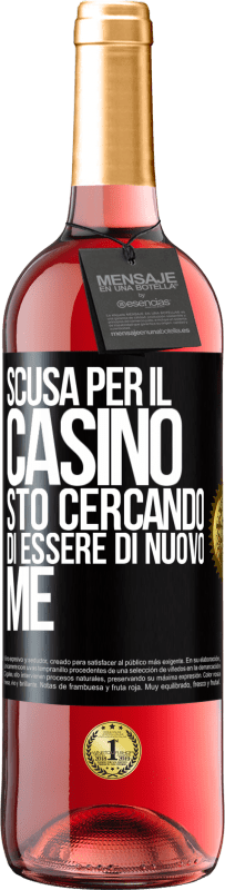 29,95 € Spedizione Gratuita | Vino rosato Edizione ROSÉ Scusa per il casino, sto cercando di essere di nuovo me Etichetta Nera. Etichetta personalizzabile Vino giovane Raccogliere 2024 Tempranillo