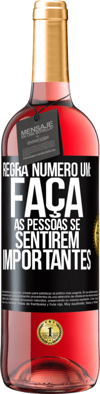 29,95 € Envio grátis | Vinho rosé Edição ROSÉ Regra número um: faça as pessoas se sentirem importantes Etiqueta Preta. Etiqueta personalizável Vinho jovem Colheita 2024 Tempranillo