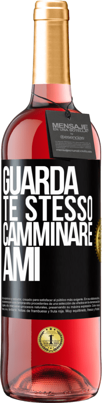 29,95 € Spedizione Gratuita | Vino rosato Edizione ROSÉ Guarda te stesso camminare. Ami Etichetta Nera. Etichetta personalizzabile Vino giovane Raccogliere 2024 Tempranillo