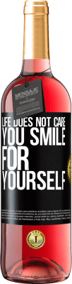 29,95 € Free Shipping | Rosé Wine ROSÉ Edition Life does not care, you smile for yourself Black Label. Customizable label Young wine Harvest 2024 Tempranillo