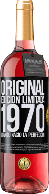 29,95 € Envío gratis | Vino Rosado Edición ROSÉ Original. Edición Limitada. 1970. Cuando nació la perfección Etiqueta Negra. Etiqueta personalizable Vino joven Cosecha 2023 Tempranillo