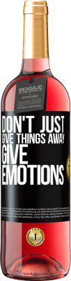 29,95 € Free Shipping | Rosé Wine ROSÉ Edition Don't just give things away, give emotions Black Label. Customizable label Young wine Harvest 2023 Tempranillo