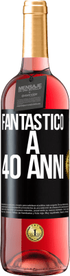 29,95 € Spedizione Gratuita | Vino rosato Edizione ROSÉ Fantastic@ a 40 anni Etichetta Nera. Etichetta personalizzabile Vino giovane Raccogliere 2023 Tempranillo