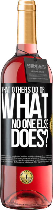 29,95 € Free Shipping | Rosé Wine ROSÉ Edition What others do or what no one else does? Black Label. Customizable label Young wine Harvest 2023 Tempranillo