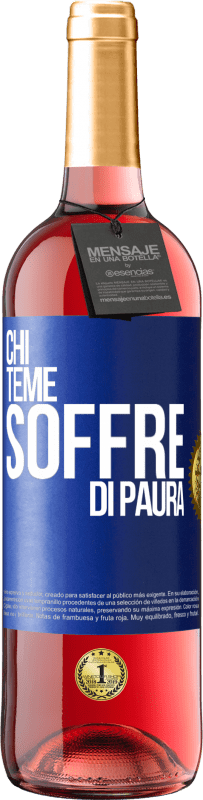 29,95 € Spedizione Gratuita | Vino rosato Edizione ROSÉ Chi teme, soffre di paura Etichetta Blu. Etichetta personalizzabile Vino giovane Raccogliere 2024 Tempranillo