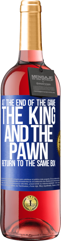 29,95 € Free Shipping | Rosé Wine ROSÉ Edition At the end of the game, the king and the pawn return to the same box Blue Label. Customizable label Young wine Harvest 2025 Tempranillo