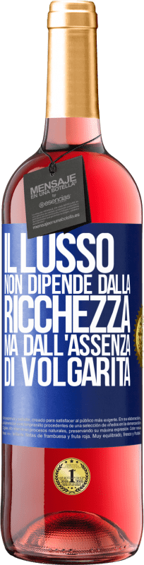 29,95 € Spedizione Gratuita | Vino rosato Edizione ROSÉ Il lusso non dipende dalla ricchezza, ma dall'assenza di volgarità Etichetta Blu. Etichetta personalizzabile Vino giovane Raccogliere 2024 Tempranillo