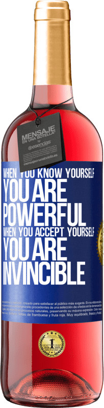 29,95 € Free Shipping | Rosé Wine ROSÉ Edition When you know yourself, you are powerful. When you accept yourself, you are invincible Blue Label. Customizable label Young wine Harvest 2023 Tempranillo