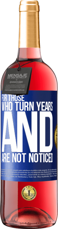 29,95 € 送料無料 | ロゼワイン ROSÉエディション 年を重ねて気づかれない方へ 青いタグ. カスタマイズ可能なラベル 若いワイン 収穫 2025 Tempranillo