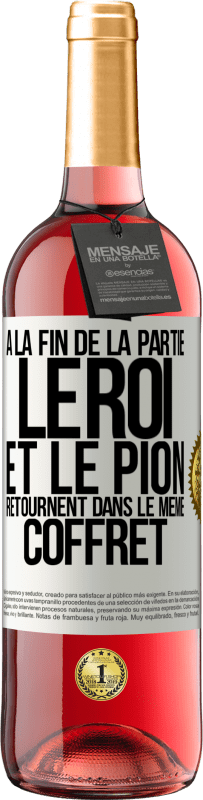 29,95 € Envoi gratuit | Vin rosé Édition ROSÉ A la fin de la partie le roi et le pion retournent dans le même coffret Étiquette Blanche. Étiquette personnalisable Vin jeune Récolte 2024 Tempranillo