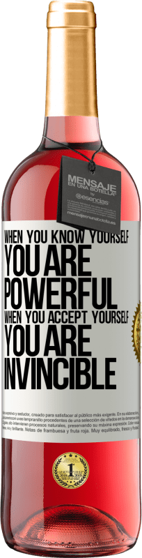 29,95 € Free Shipping | Rosé Wine ROSÉ Edition When you know yourself, you are powerful. When you accept yourself, you are invincible White Label. Customizable label Young wine Harvest 2023 Tempranillo