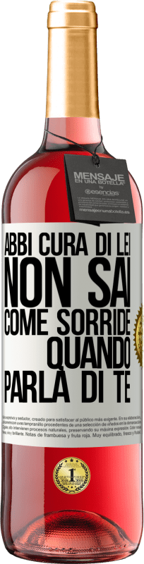 29,95 € Spedizione Gratuita | Vino rosato Edizione ROSÉ Abbi cura di lei. Non sai come sorride quando parla di te Etichetta Bianca. Etichetta personalizzabile Vino giovane Raccogliere 2024 Tempranillo