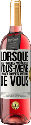 29,95 € Envoi gratuit | Vin rosé Édition ROSÉ Lorsque vous tomberez amoureuse de vous-même le monde tombera amoureux de vous Étiquette Blanche. Étiquette personnalisable Vin jeune Récolte 2024 Tempranillo