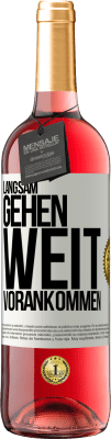 29,95 € Kostenloser Versand | Roséwein ROSÉ Ausgabe Langsam gehen. Weit vorankommen Weißes Etikett. Anpassbares Etikett Junger Wein Ernte 2024 Tempranillo