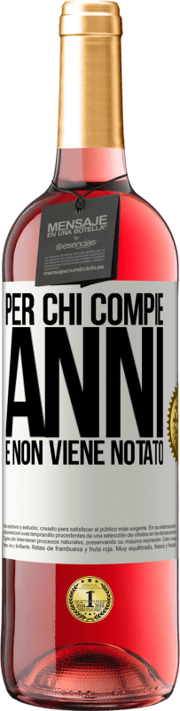 29,95 € Spedizione Gratuita | Vino rosato Edizione ROSÉ Per chi compie anni e non viene notato Etichetta Bianca. Etichetta personalizzabile Vino giovane Raccogliere 2024 Tempranillo