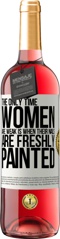 29,95 € 送料無料 | ロゼワイン ROSÉエディション 女性が弱いのは、爪を塗りたてのときだけです ホワイトラベル. カスタマイズ可能なラベル 若いワイン 収穫 2025 Tempranillo