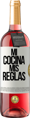 29,95 € Envío gratis | Vino Rosado Edición ROSÉ Mi cocina, mis reglas Etiqueta Blanca. Etiqueta personalizable Vino joven Cosecha 2023 Tempranillo