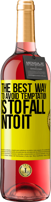29,95 € 免费送货 | 桃红葡萄酒 ROSÉ版 避免诱惑的最好方法就是陷入其中 黄色标签. 可自定义的标签 青年酒 收成 2025 Tempranillo
