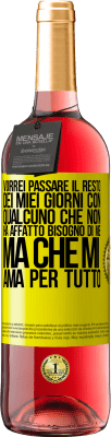 29,95 € Spedizione Gratuita | Vino rosato Edizione ROSÉ Vorrei passare il resto dei miei giorni con qualcuno che non ha affatto bisogno di me, ma che mi ama per tutto Etichetta Gialla. Etichetta personalizzabile Vino giovane Raccogliere 2024 Tempranillo