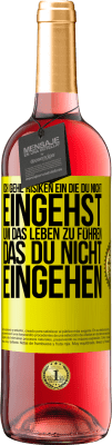 29,95 € Kostenloser Versand | Roséwein ROSÉ Ausgabe Ich gehe Risiken ein, die du nicht eingehst, um das Leben zu führen, das du nicht eingehen Gelbes Etikett. Anpassbares Etikett Junger Wein Ernte 2023 Tempranillo