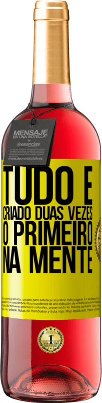 29,95 € Envio grátis | Vinho rosé Edição ROSÉ Tudo é criado duas vezes. O primeiro na mente Etiqueta Amarela. Etiqueta personalizável Vinho jovem Colheita 2025 Tempranillo