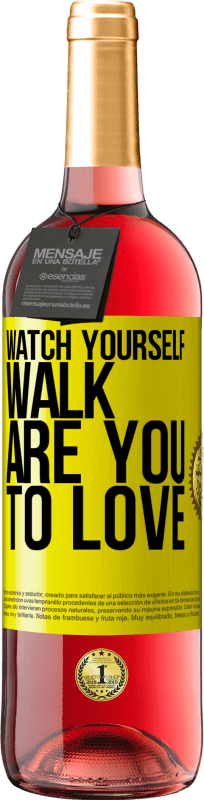 29,95 € Free Shipping | Rosé Wine ROSÉ Edition Watch yourself walk. Are you to love Yellow Label. Customizable label Young wine Harvest 2024 Tempranillo