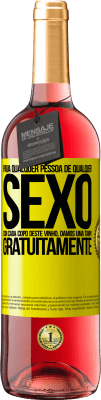 29,95 € Envio grátis | Vinho rosé Edição ROSÉ Para qualquer pessoa de qualquer sexo com cada copo deste vinho, damos uma tampa GRATUITAMENTE Etiqueta Amarela. Etiqueta personalizável Vinho jovem Colheita 2025 Tempranillo