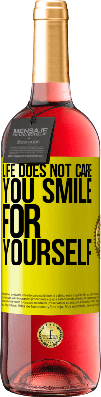 29,95 € Free Shipping | Rosé Wine ROSÉ Edition Life does not care, you smile for yourself Yellow Label. Customizable label Young wine Harvest 2024 Tempranillo