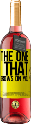 29,95 € 送料無料 | ロゼワイン ROSÉエディション The one that grows on you 黄色のラベル. カスタマイズ可能なラベル 若いワイン 収穫 2025 Tempranillo