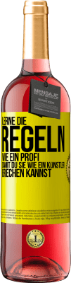 29,95 € Kostenloser Versand | Roséwein ROSÉ Ausgabe Lerne die Regeln wie ein Profi, damit du sie wie ein Künstler brechen kannst Gelbes Etikett. Anpassbares Etikett Junger Wein Ernte 2023 Tempranillo