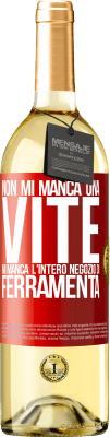29,95 € Spedizione Gratuita | Vino bianco Edizione WHITE Non mi manca una vite, mi manca l'intero negozio di ferramenta Etichetta Rossa. Etichetta personalizzabile Vino giovane Raccogliere 2025 Verdejo