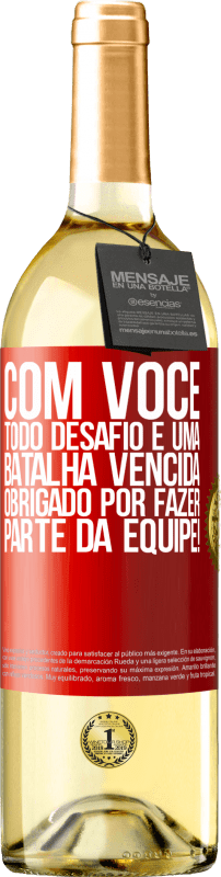 29,95 € Envio grátis | Vinho branco Edição WHITE Com você, todo desafio é uma batalha vencida. Obrigado por fazer parte da equipe! Etiqueta Vermelha. Etiqueta personalizável Vinho jovem Colheita 2024 Verdejo