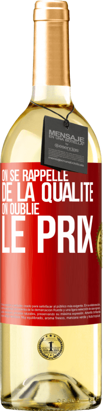 29,95 € Envoi gratuit | Vin blanc Édition WHITE On se rappelle de la qualité, on oublie le prix Étiquette Rouge. Étiquette personnalisable Vin jeune Récolte 2024 Verdejo