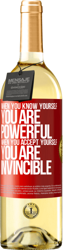 29,95 € Free Shipping | White Wine WHITE Edition When you know yourself, you are powerful. When you accept yourself, you are invincible Red Label. Customizable label Young wine Harvest 2023 Verdejo