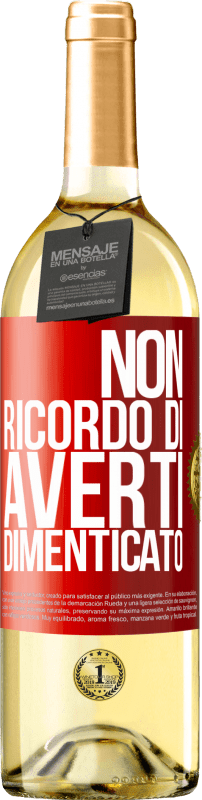 29,95 € Spedizione Gratuita | Vino bianco Edizione WHITE Non ricordo di averti dimenticato Etichetta Rossa. Etichetta personalizzabile Vino giovane Raccogliere 2024 Verdejo