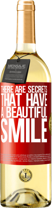 29,95 € Бесплатная доставка | Белое вино Издание WHITE Есть секреты, у которых красивая улыбка Красная метка. Настраиваемая этикетка Молодое вино Урожай 2023 Verdejo