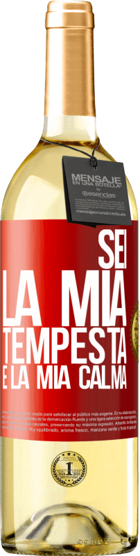 29,95 € Spedizione Gratuita | Vino bianco Edizione WHITE Sei la mia tempesta e la mia calma Etichetta Rossa. Etichetta personalizzabile Vino giovane Raccogliere 2024 Verdejo