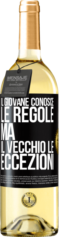 29,95 € Spedizione Gratuita | Vino bianco Edizione WHITE Il giovane conosce le regole, ma il vecchio le eccezioni Etichetta Nera. Etichetta personalizzabile Vino giovane Raccogliere 2024 Verdejo