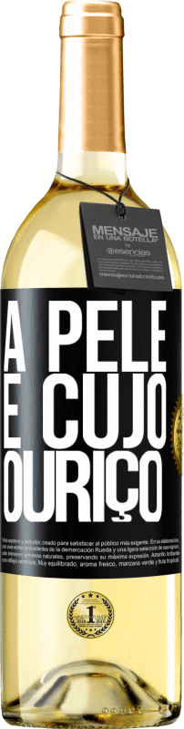 29,95 € Envio grátis | Vinho branco Edição WHITE A pele é cujo ouriço Etiqueta Preta. Etiqueta personalizável Vinho jovem Colheita 2025 Verdejo