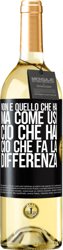 29,95 € Spedizione Gratuita | Vino bianco Edizione WHITE Non è quello che hai, ma come usi ciò che hai, ciò che fa la differenza Etichetta Nera. Etichetta personalizzabile Vino giovane Raccogliere 2024 Verdejo