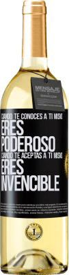 29,95 € Envío gratis | Vino Blanco Edición WHITE Cuando te conoces a ti mismo, eres poderoso. Cuando te aceptas a ti mismo, eres invencible Etiqueta Negra. Etiqueta personalizable Vino joven Cosecha 2023 Verdejo