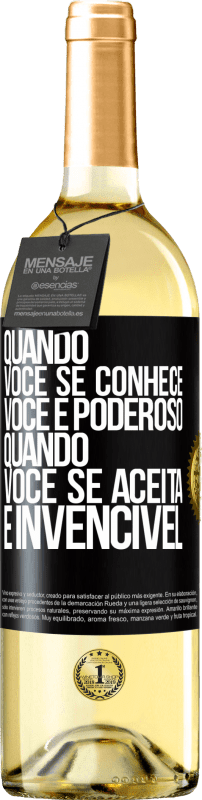 29,95 € Envio grátis | Vinho branco Edição WHITE Quando você se conhece, você é poderoso. Quando você se aceita, é invencível Etiqueta Preta. Etiqueta personalizável Vinho jovem Colheita 2024 Verdejo