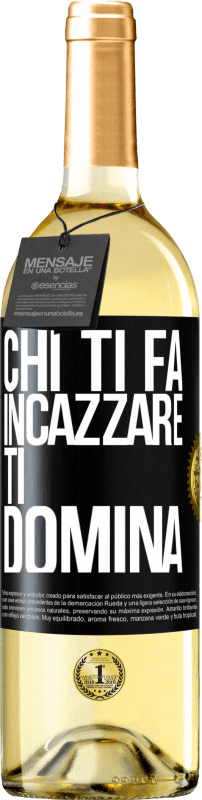 29,95 € Spedizione Gratuita | Vino bianco Edizione WHITE Chi ti fa incazzare, ti domina Etichetta Nera. Etichetta personalizzabile Vino giovane Raccogliere 2024 Verdejo