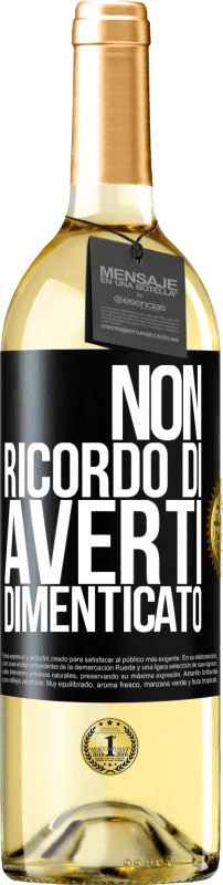 29,95 € Spedizione Gratuita | Vino bianco Edizione WHITE Non ricordo di averti dimenticato Etichetta Nera. Etichetta personalizzabile Vino giovane Raccogliere 2024 Verdejo